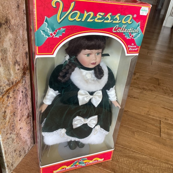 New Vanessa Collection Doll β Gift-Ready in Box - Picture 1 of 7